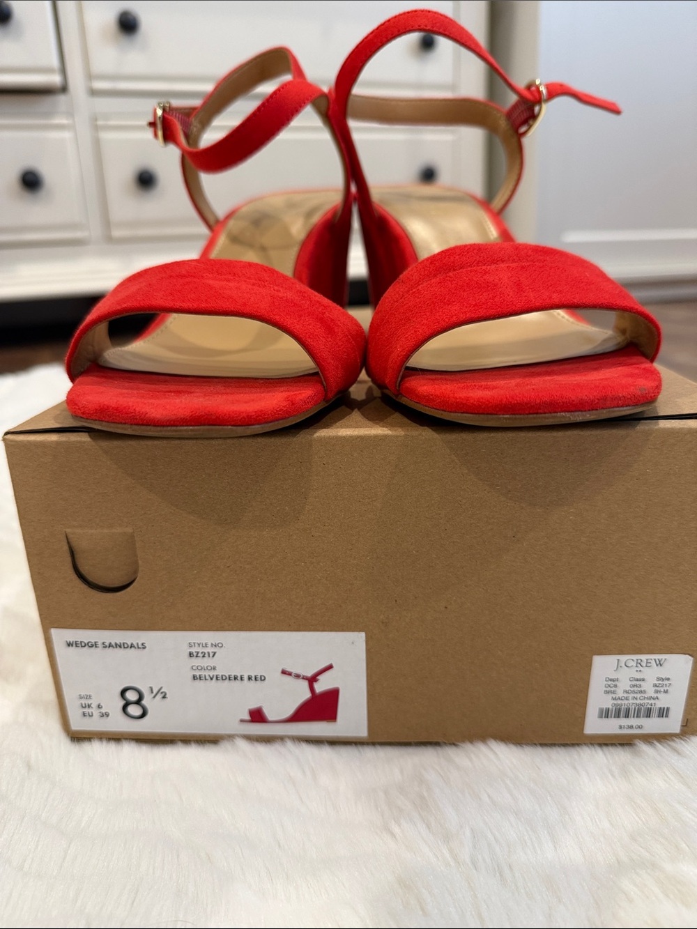 Like New J.Crew Size 8.5 Wedge Sandals in Belvedere Red
$138 BZ217 - Picture 3 of 6